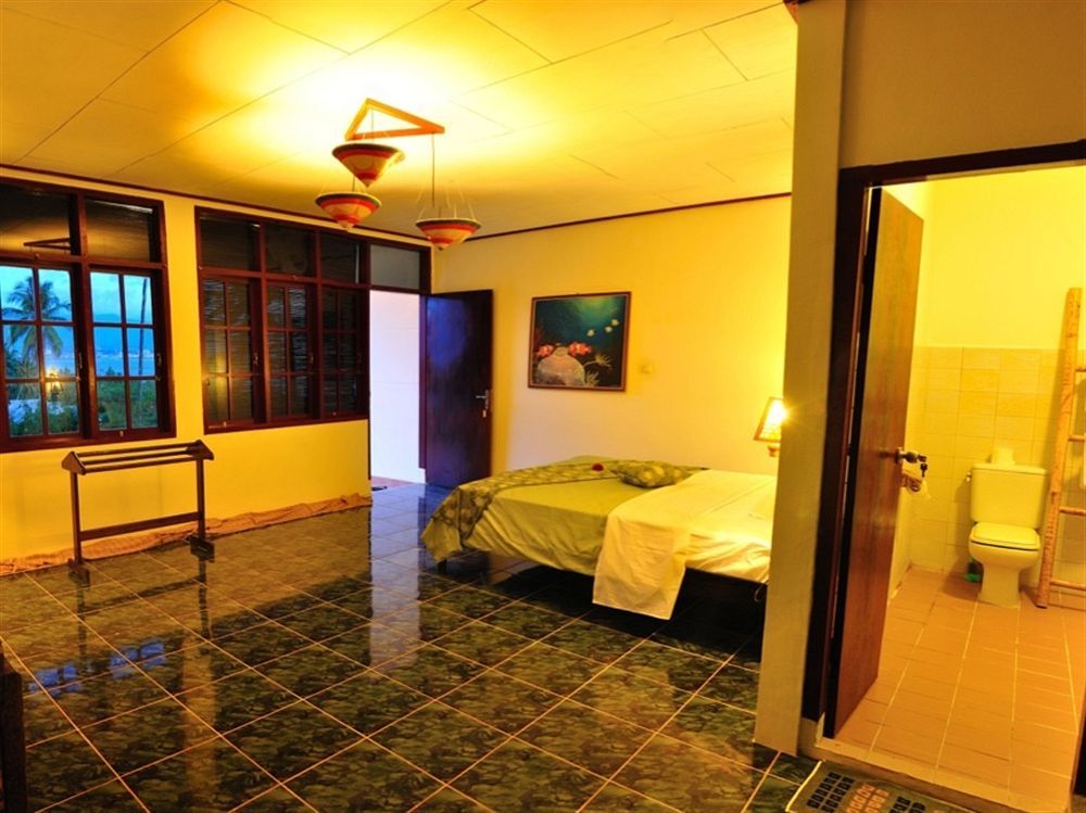 Thalassa Dive & Wellbeing Resort Manado Exterior foto