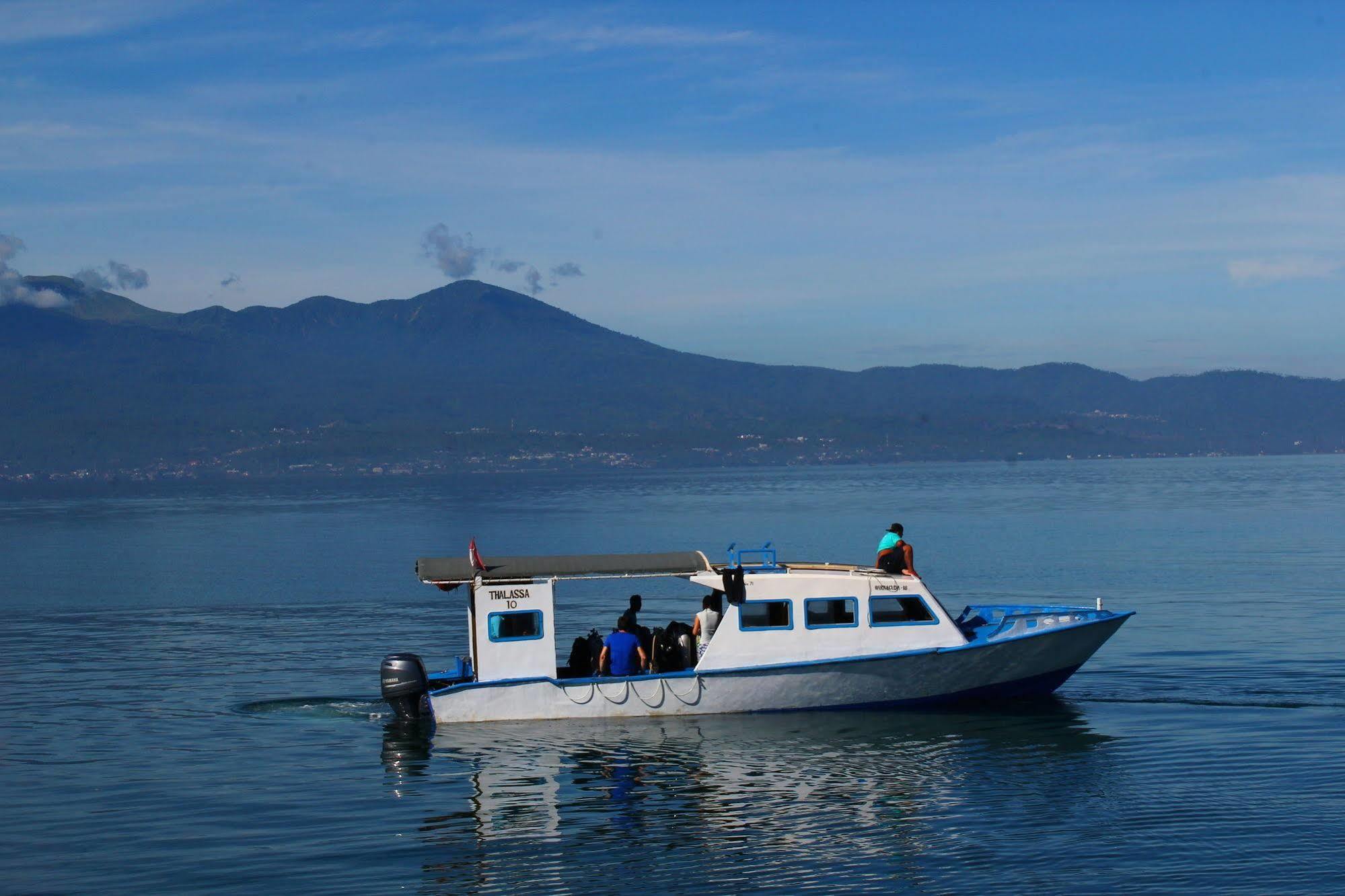 Thalassa Dive & Wellbeing Resort Manado Exterior foto